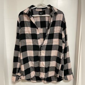 Black and crème checkered flannel shirt, H & M brand, US medium size